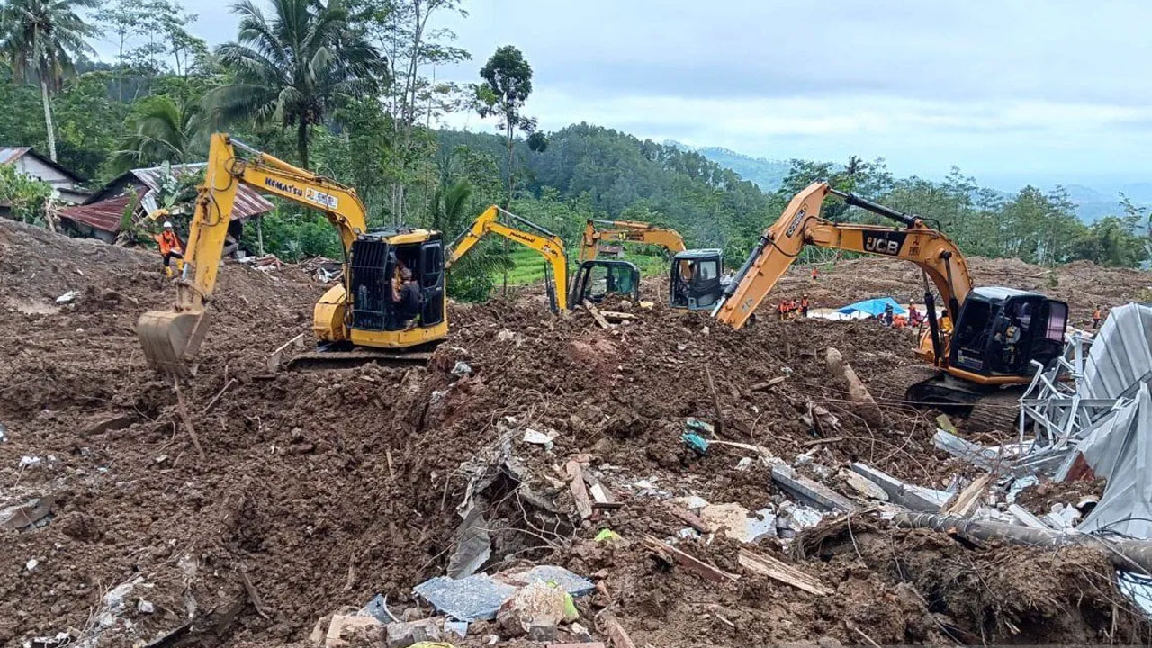 KEMANUSIAAN: Operasi Pencarian Korban Longsor Banjarnegara Diperpanjang Tiga Hari Lagi
