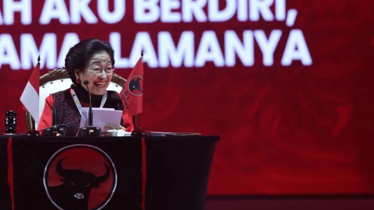Megawati Minta Kader PDIP Kompak Bantu Korban Bencana Sumatera